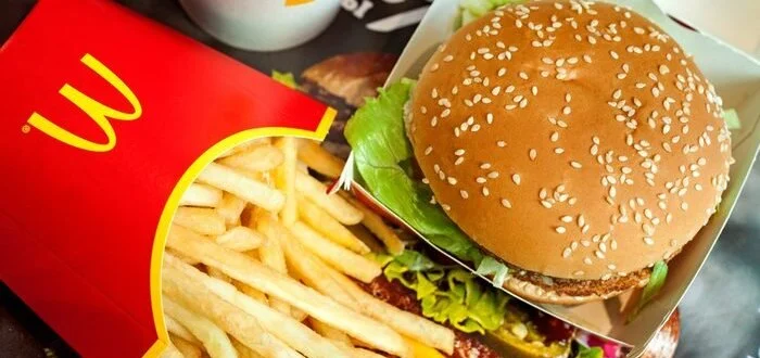 تعرف على أسعار وجبات ماكدونالدز في السعودية 2023