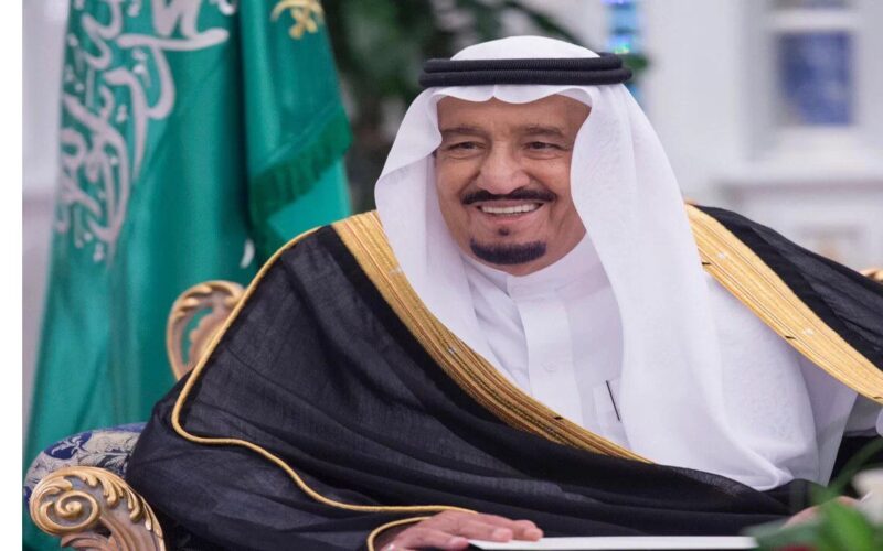 خبر سار لمستفيدي حساب المواطن : صرف راتب إضافي على المعاشات بأمر من الملك سلمان بن عبد العزيز